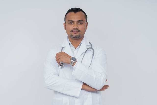Dr. Rajesh Mehta