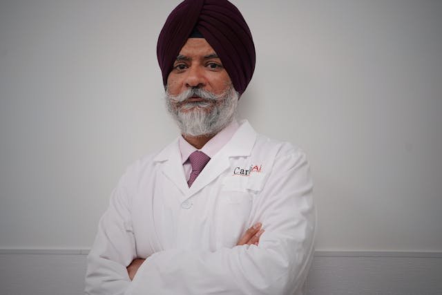 Dr. Karan Malhotra